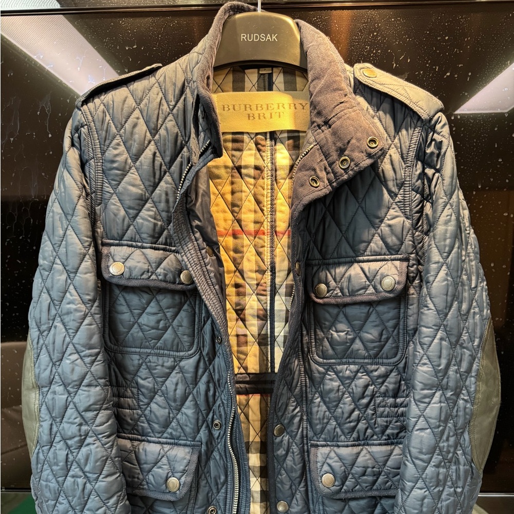 Burberry Quilted Shirt Jacket in Navy with Signature Check Lining